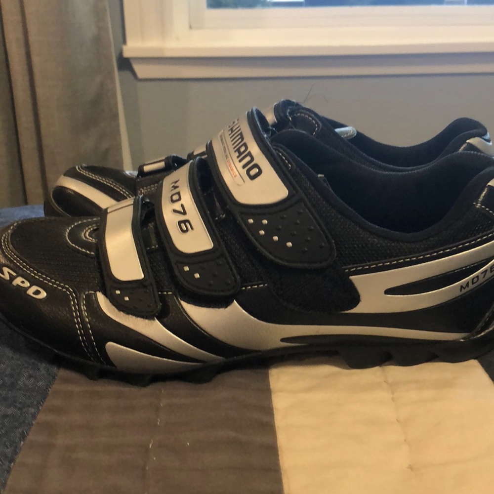 - Shimano MD76 MTB Clip in shoes size 46
